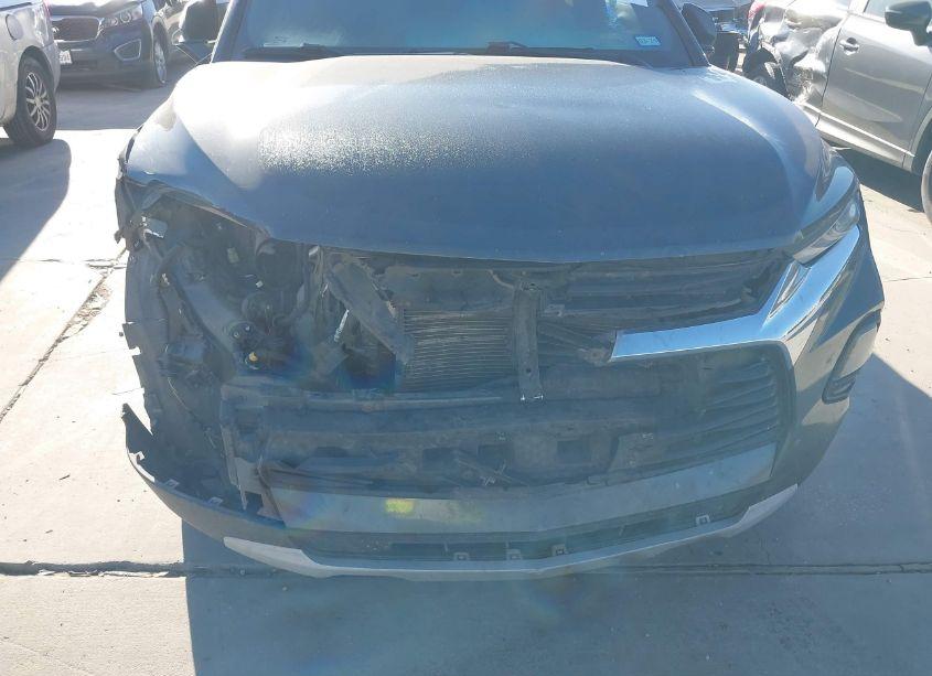 Photo 6 of 2019 Chevrolet Blazer (VIN 3GNKBCRS0KS672393)