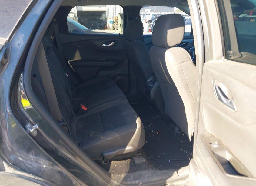 Photo 8 of 2019 Chevrolet Blazer (VIN 3GNKBCRS0KS672393)