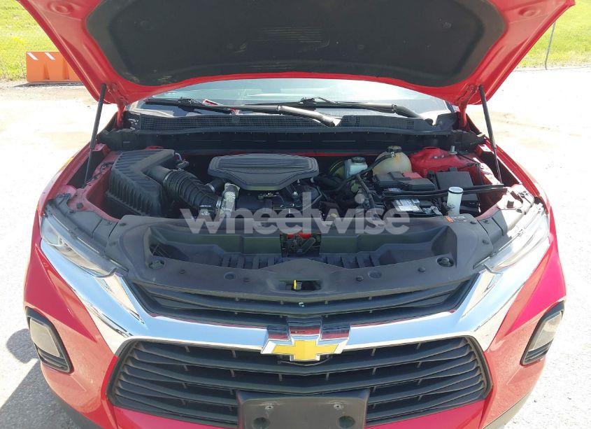 Photo 10 of 2020 Chevrolet Blazer FWD 2LT (VIN 3GNKBCRS0LS573140)