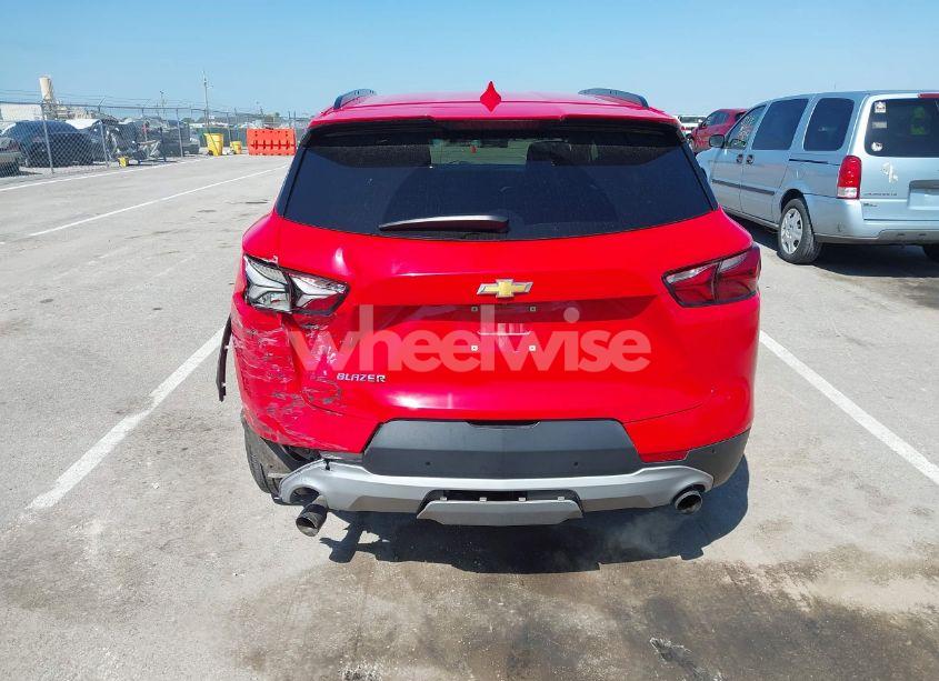 Photo 16 of 2020 Chevrolet Blazer FWD 2LT (VIN 3GNKBCRS0LS573140)