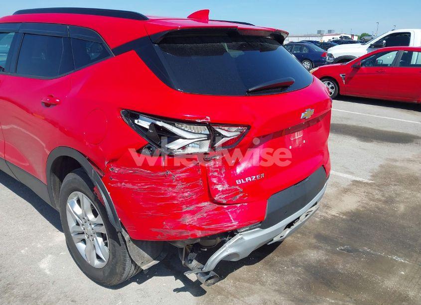 Photo 6 of 2020 Chevrolet Blazer FWD 2LT (VIN 3GNKBCRS0LS573140)