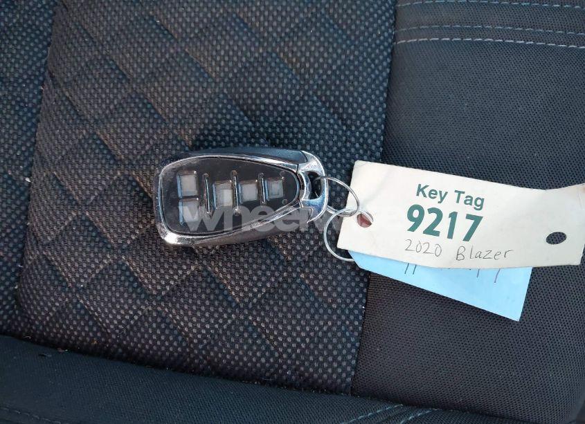 Photo 10 of 2020 Chevrolet Blazer FWD 2LT (VIN 3GNKBCRS0LS677255)