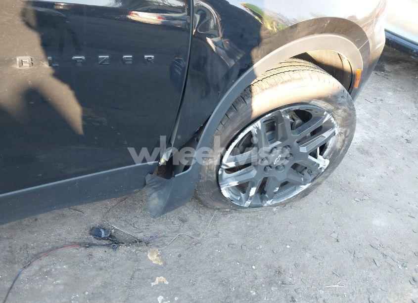 Photo 17 of 2020 Chevrolet Blazer FWD 2LT (VIN 3GNKBCRS0LS677255)