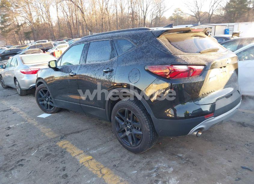 Photo 3 of 2020 Chevrolet Blazer FWD 2LT (VIN 3GNKBCRS0LS677255)