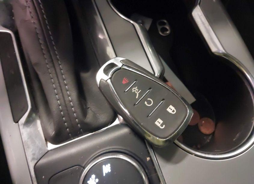 Photo 11 of 2020 Chevrolet Blazer FWD 2LT (VIN 3GNKBCRS0LS681323)