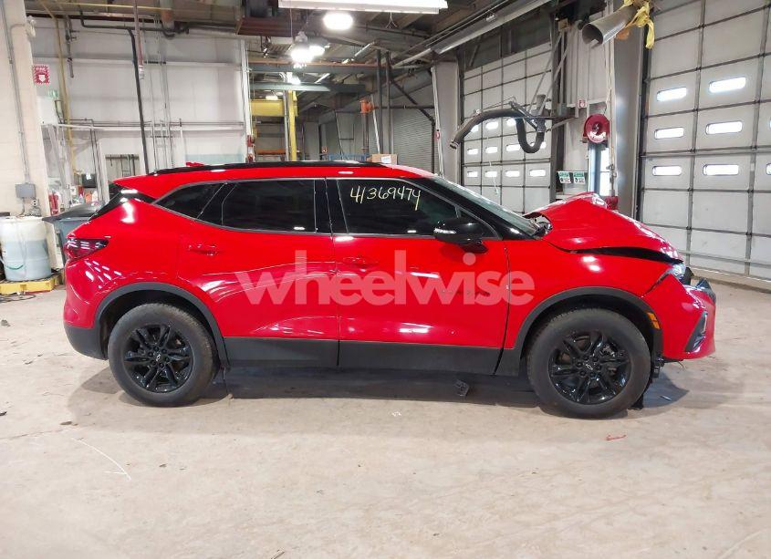 Photo 13 of 2021 Chevrolet Blazer FWD 2LT (VIN 3GNKBCRS0MS543430)