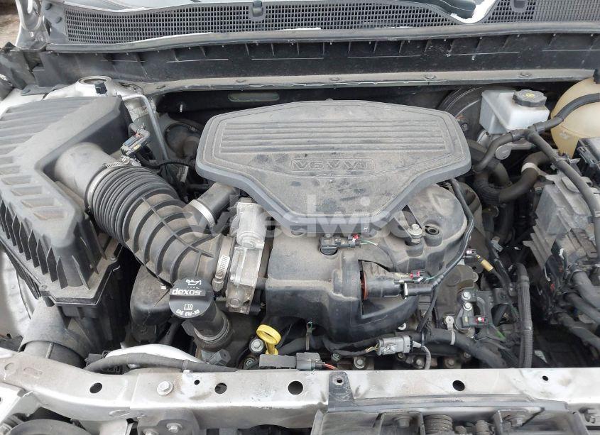 Photo 10 of 2020 Chevrolet Blazer FWD 2LT (VIN 3GNKBCRS1LS637802)