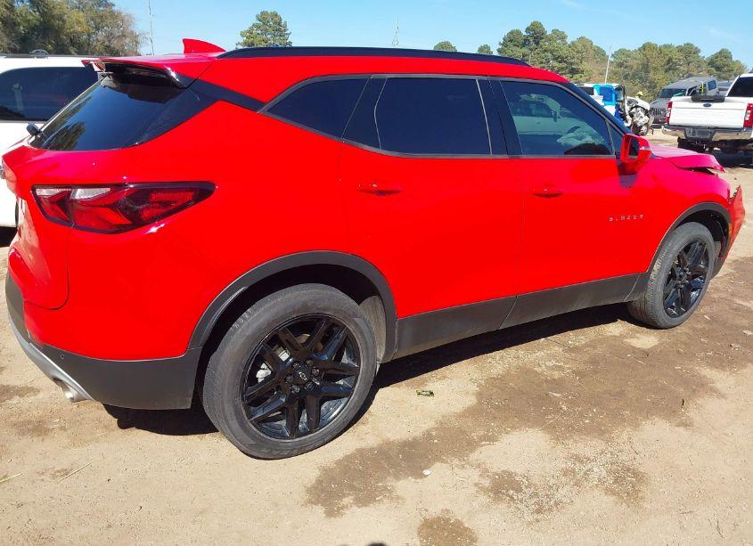 Photo 4 of 2020 Chevrolet Blazer FWD 2LT (VIN 3GNKBCRS1LS692170)