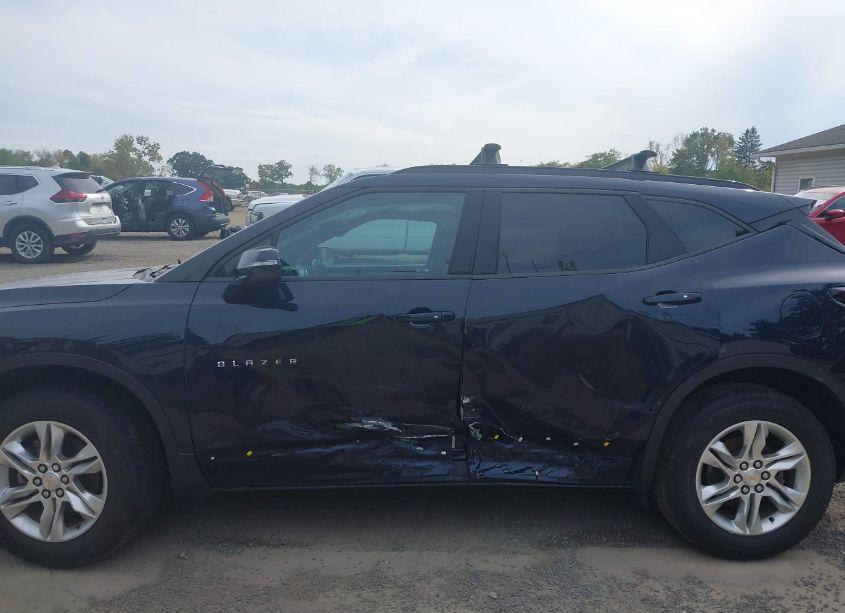 Photo 15 of 2020 Chevrolet Blazer FWD 2LT (VIN 3GNKBCRS1LS728424)