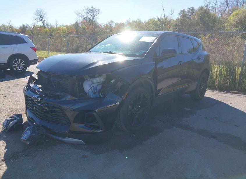 Photo 2 of 2020 Chevrolet Blazer FWD 2LT (VIN 3GNKBCRS1LS729234)