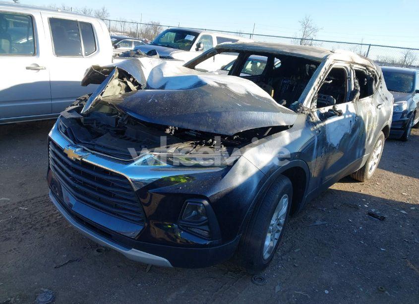 Photo 2 of 2021 Chevrolet Blazer FWD 2LT (VIN 3GNKBCRS1MS520500)