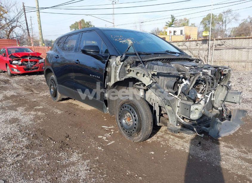 2021 Chevrolet Blazer FWD 2LT (VIN 3GNKBCRS1MS578042) main photo