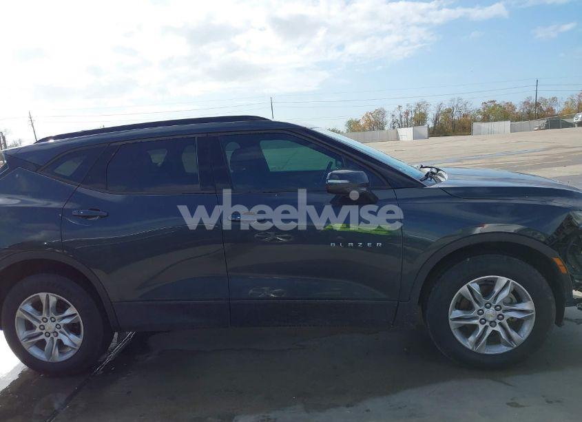 Photo 13 of 2020 Chevrolet Blazer FWD 2LT (VIN 3GNKBCRS2LS592322)
