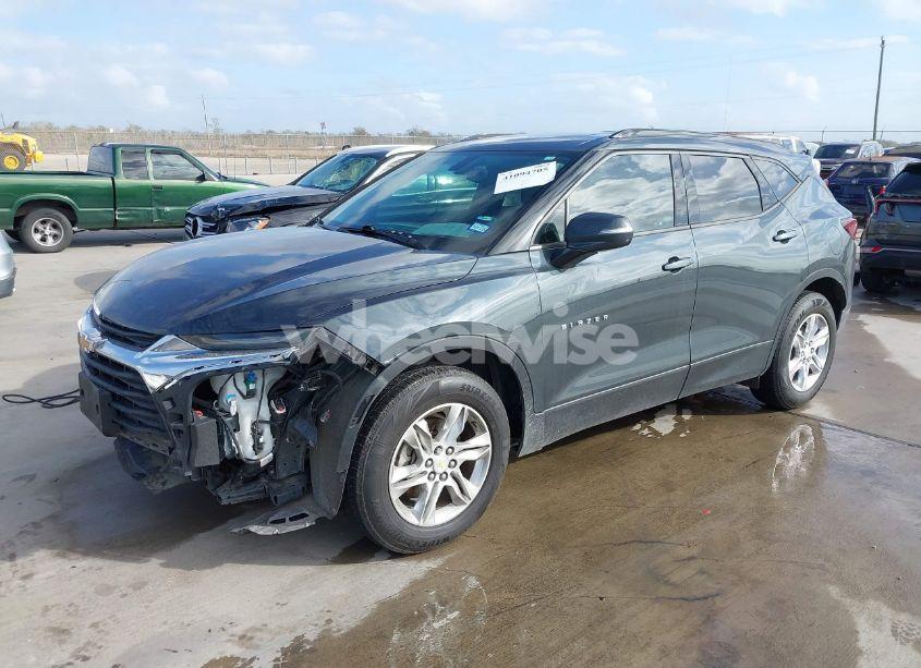 Photo 2 of 2020 Chevrolet Blazer FWD 2LT (VIN 3GNKBCRS2LS592322)