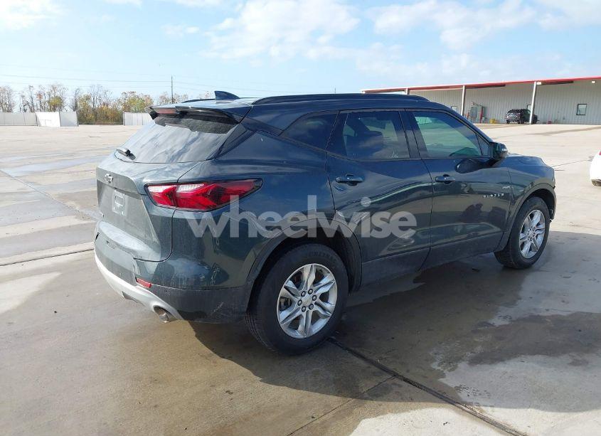 Photo 4 of 2020 Chevrolet Blazer FWD 2LT (VIN 3GNKBCRS2LS592322)