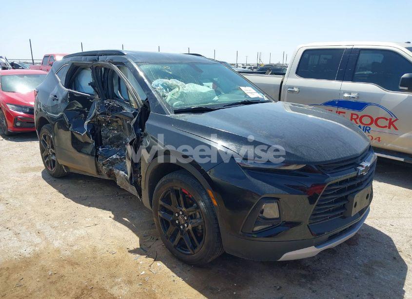 2020 Chevrolet Blazer FWD 2LT (VIN 3GNKBCRS2LS618188) main photo