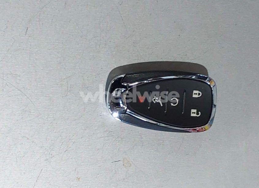 Photo 11 of 2021 Chevrolet Blazer FWD 2LT (VIN 3GNKBCRS2MS553439)