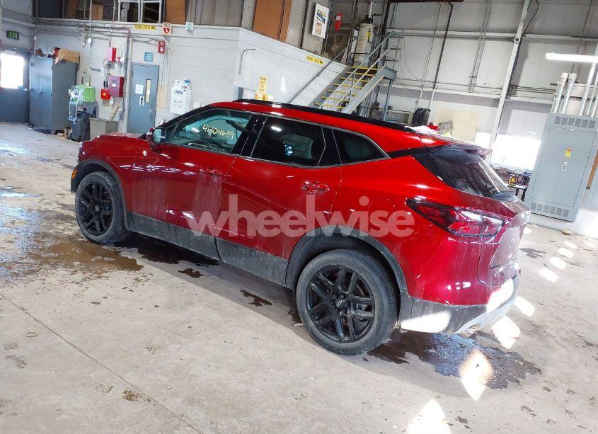 Photo 3 of 2021 Chevrolet Blazer FWD 2LT (VIN 3GNKBCRS2MS553439)