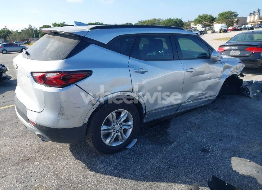 Photo 4 of 2019 Chevrolet Blazer (VIN 3GNKBCRS3KS668242)