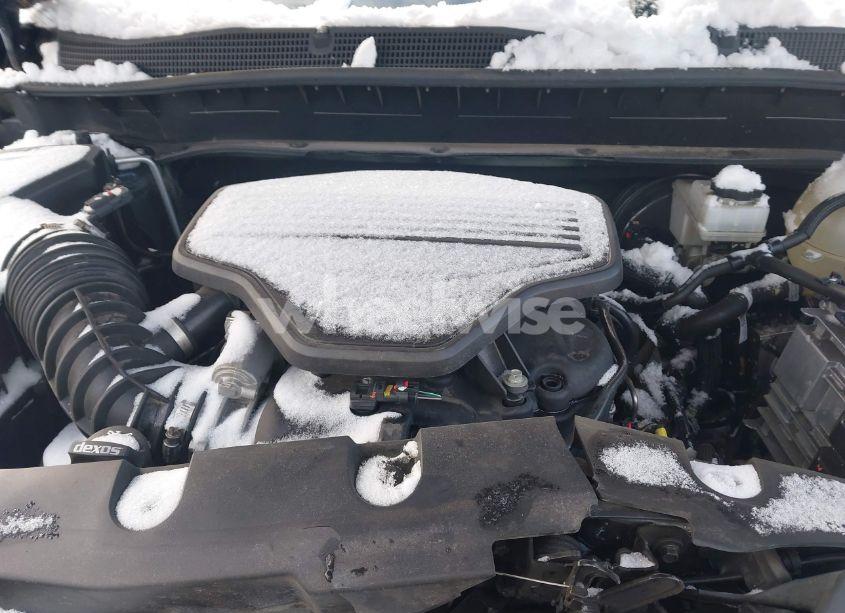 Photo 10 of 2020 Chevrolet Blazer FWD 2LT (VIN 3GNKBCRS3LS603246)