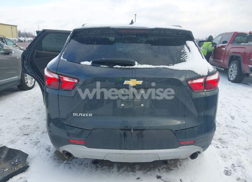 Photo 16 of 2020 Chevrolet Blazer FWD 2LT (VIN 3GNKBCRS3LS603246)