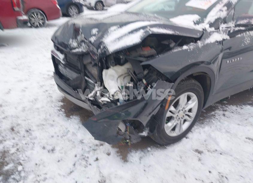 Photo 6 of 2020 Chevrolet Blazer FWD 2LT (VIN 3GNKBCRS3LS603246)