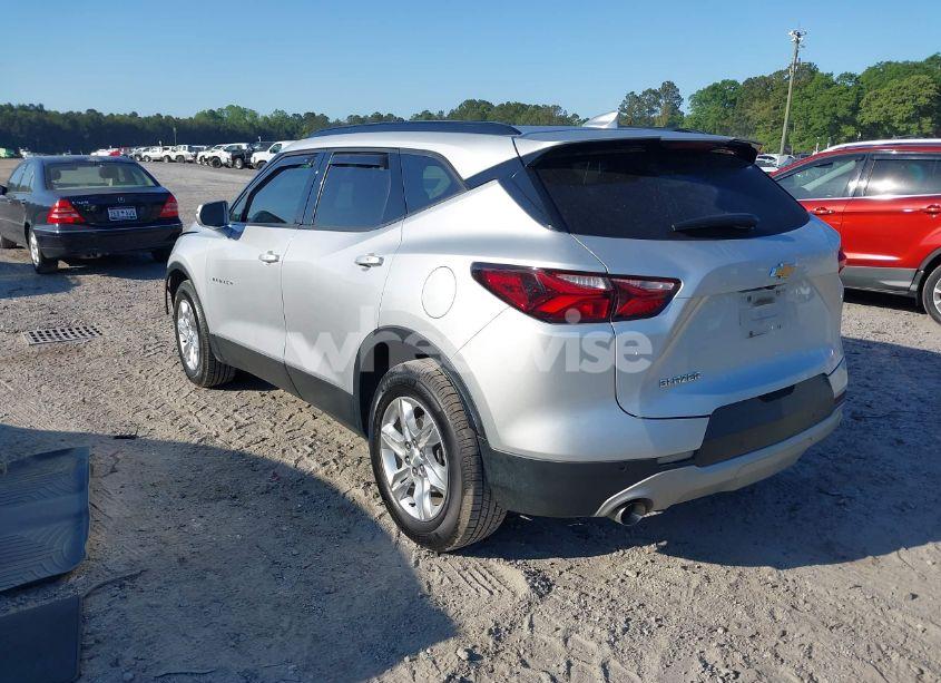 Photo 3 of 2020 Chevrolet Blazer FWD 2LT (VIN 3GNKBCRS4LS618919)