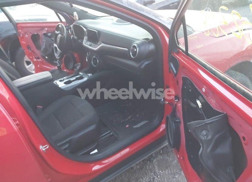 Photo 5 of 2020 Chevrolet Blazer FWD 2LT (VIN 3GNKBCRS4LS677498)