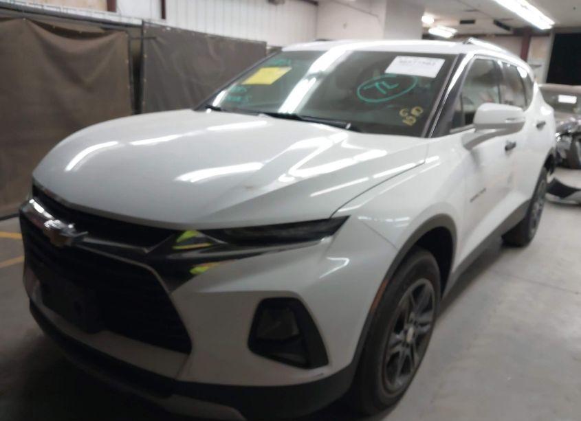 Photo 2 of 2021 Chevrolet Blazer FWD 2LT (VIN 3GNKBCRS4MS511421)