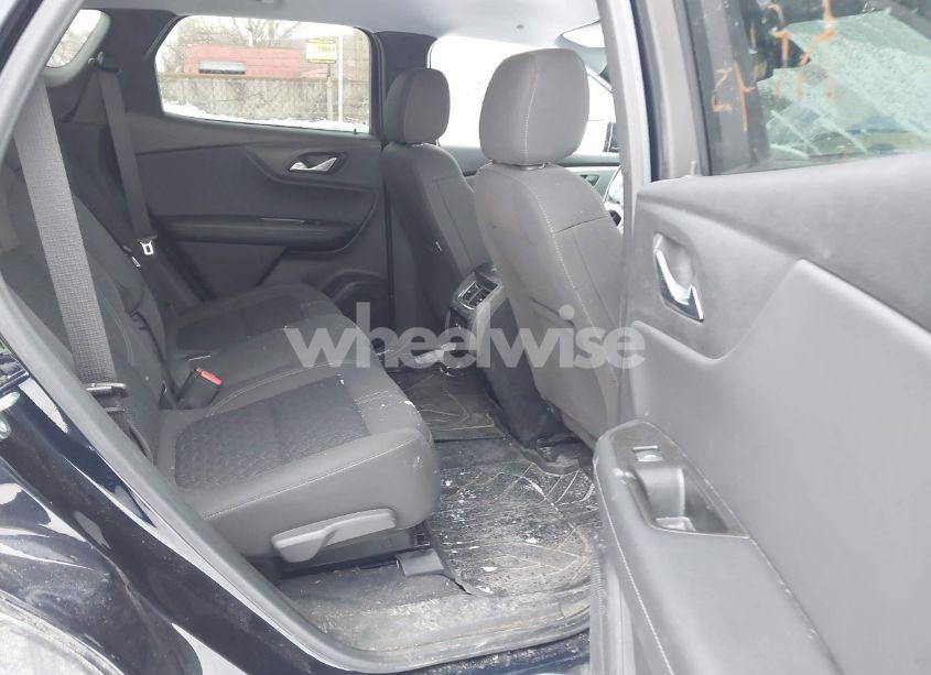 Photo 8 of 2020 Chevrolet Blazer FWD 2LT (VIN 3GNKBCRS5LS626513)