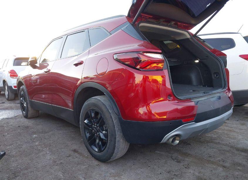 Photo 3 of 2021 Chevrolet Blazer FWD 2LT (VIN 3GNKBCRS5MS542175)