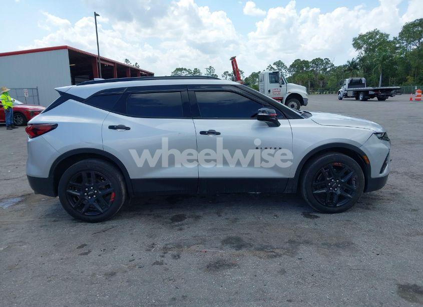 Photo 13 of 2021 Chevrolet Blazer FWD 2LT (VIN 3GNKBCRS5MS554956)