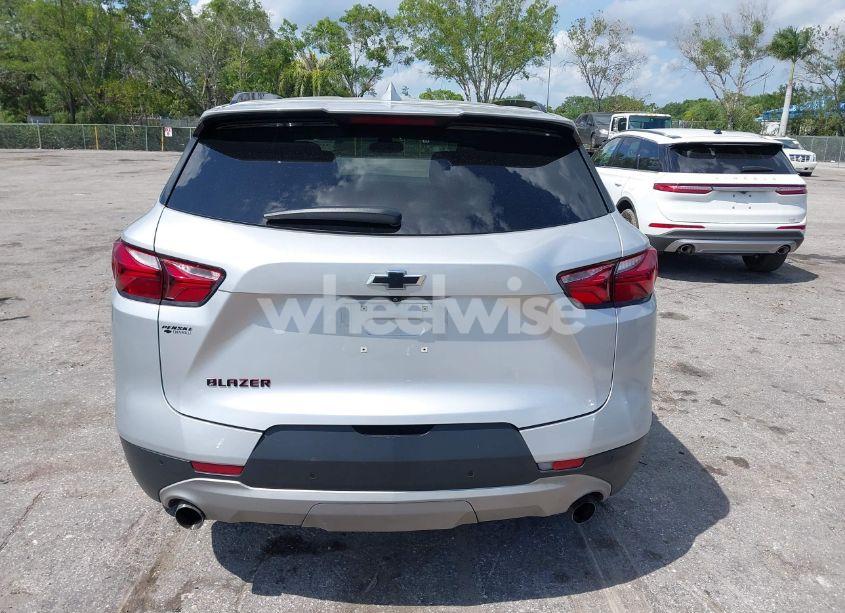 Photo 16 of 2021 Chevrolet Blazer FWD 2LT (VIN 3GNKBCRS5MS554956)