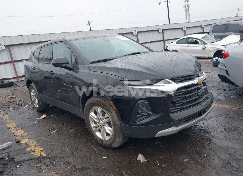 2021 Chevrolet Blazer FWD 2LT (VIN 3GNKBCRS5MS586001) main photo