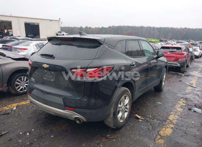 Photo 4 of 2021 Chevrolet Blazer FWD 2LT (VIN 3GNKBCRS5MS586001)