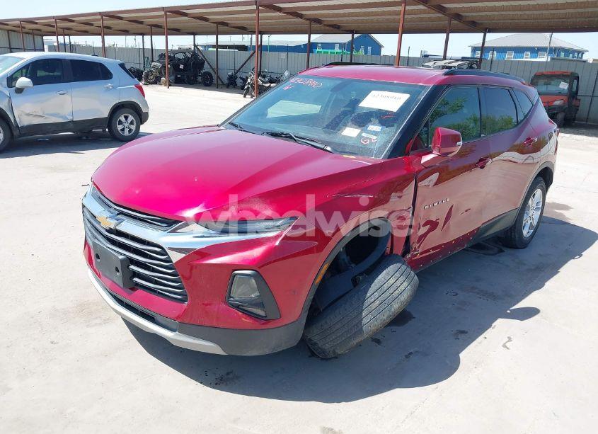Photo 2 of 2019 Chevrolet Blazer (VIN 3GNKBCRS6KS643531)