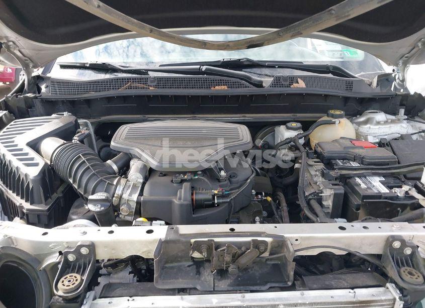Photo 10 of 2020 Chevrolet Blazer FWD 2LT (VIN 3GNKBCRS6LS596504)