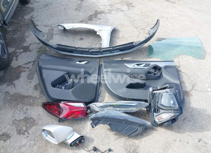 Photo 12 of 2020 Chevrolet Blazer FWD 2LT (VIN 3GNKBCRS6LS596504)