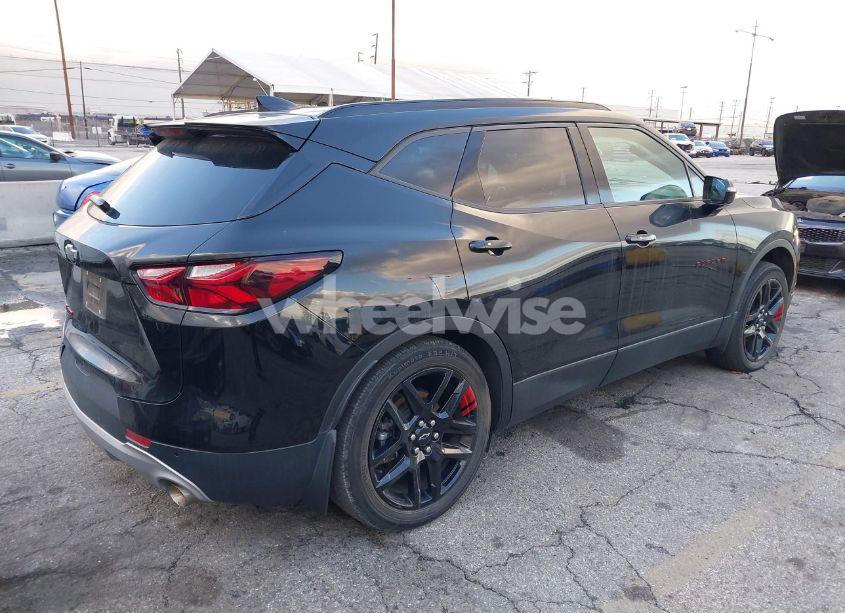 Photo 4 of 2020 Chevrolet Blazer FWD 2LT (VIN 3GNKBCRS6LS644955)