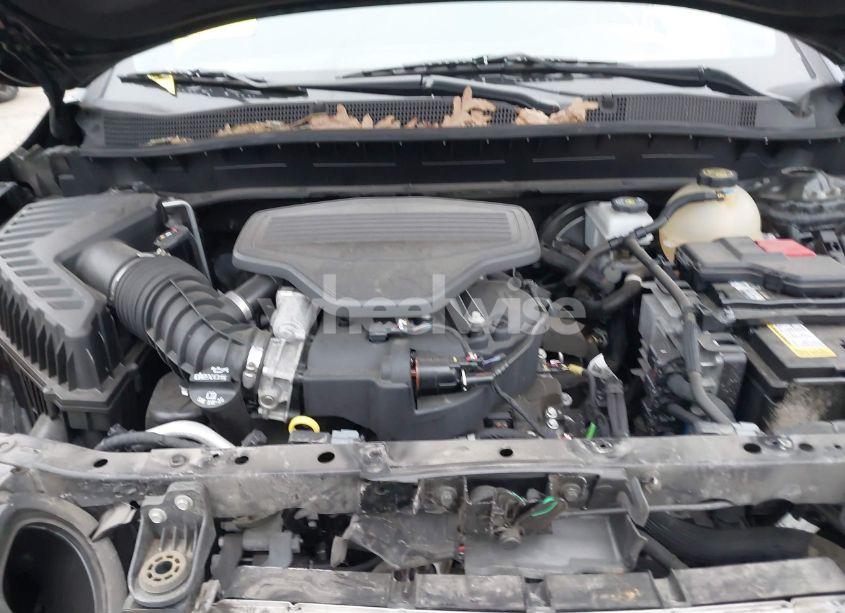 Photo 10 of 2020 Chevrolet Blazer FWD 2LT (VIN 3GNKBCRS6LS701526)