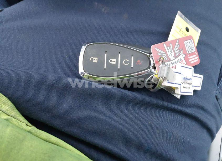 Photo 11 of 2020 Chevrolet Blazer FWD 2LT (VIN 3GNKBCRS6LS701526)