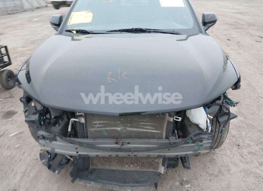 Photo 12 of 2020 Chevrolet Blazer FWD 2LT (VIN 3GNKBCRS6LS701526)