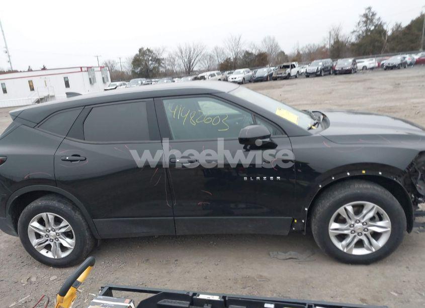 Photo 13 of 2020 Chevrolet Blazer FWD 2LT (VIN 3GNKBCRS6LS701526)