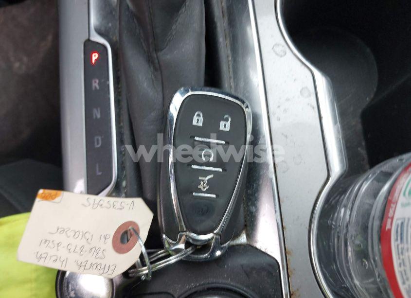 Photo 11 of 2021 Chevrolet Blazer FWD 2LT (VIN 3GNKBCRS6MS535395)