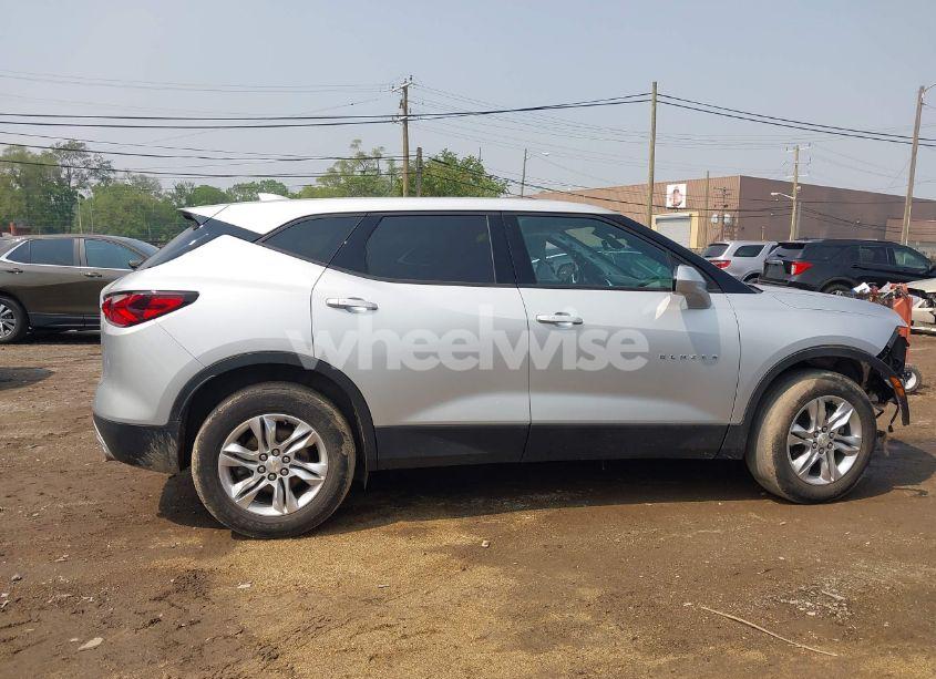 Photo 12 of 2021 Chevrolet Blazer FWD 2LT (VIN 3GNKBCRS6MS542248)