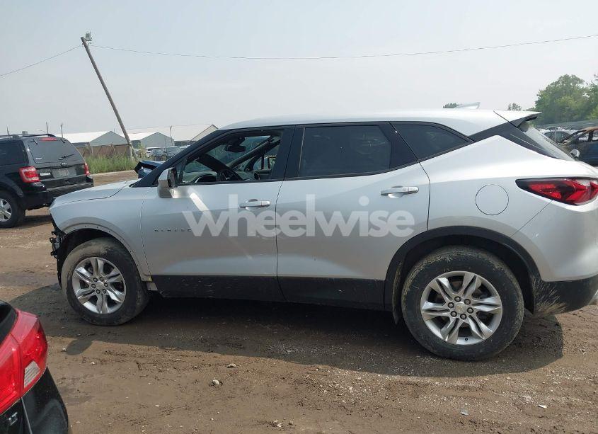 Photo 13 of 2021 Chevrolet Blazer FWD 2LT (VIN 3GNKBCRS6MS542248)