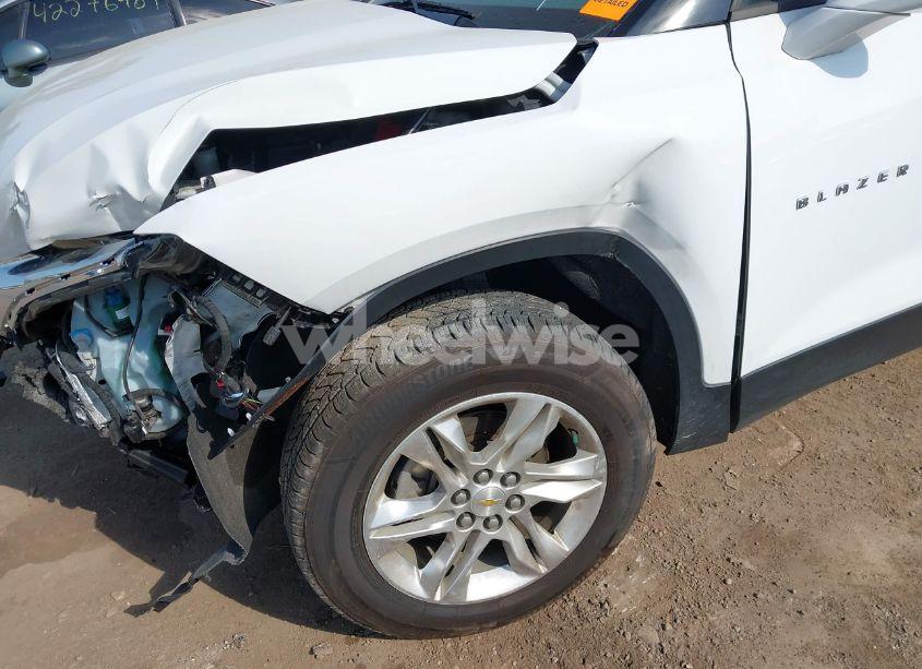 Photo 17 of 2019 Chevrolet Blazer (VIN 3GNKBCRS7KS668731)