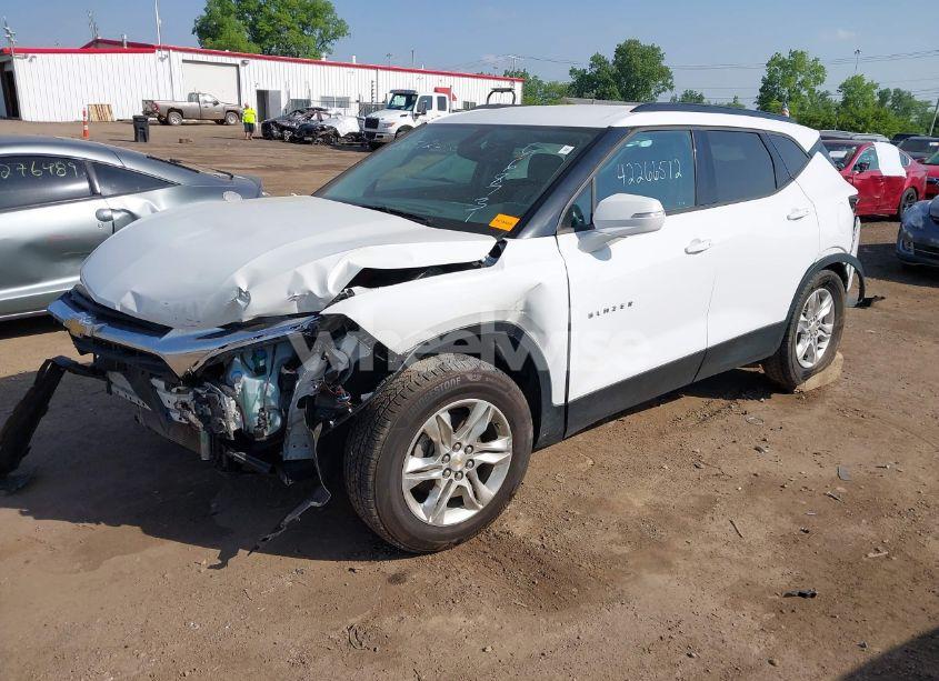 Photo 2 of 2019 Chevrolet Blazer (VIN 3GNKBCRS7KS668731)