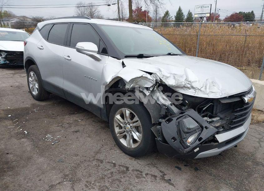 2020 Chevrolet Blazer FWD 2LT (VIN 3GNKBCRS7LS598522) main photo