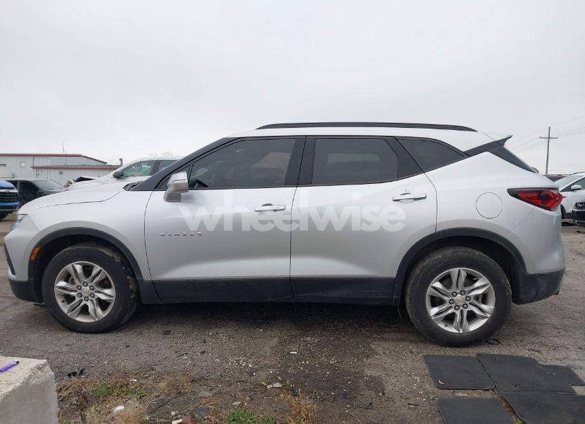 Photo 15 of 2020 Chevrolet Blazer FWD 2LT (VIN 3GNKBCRS7LS598522)